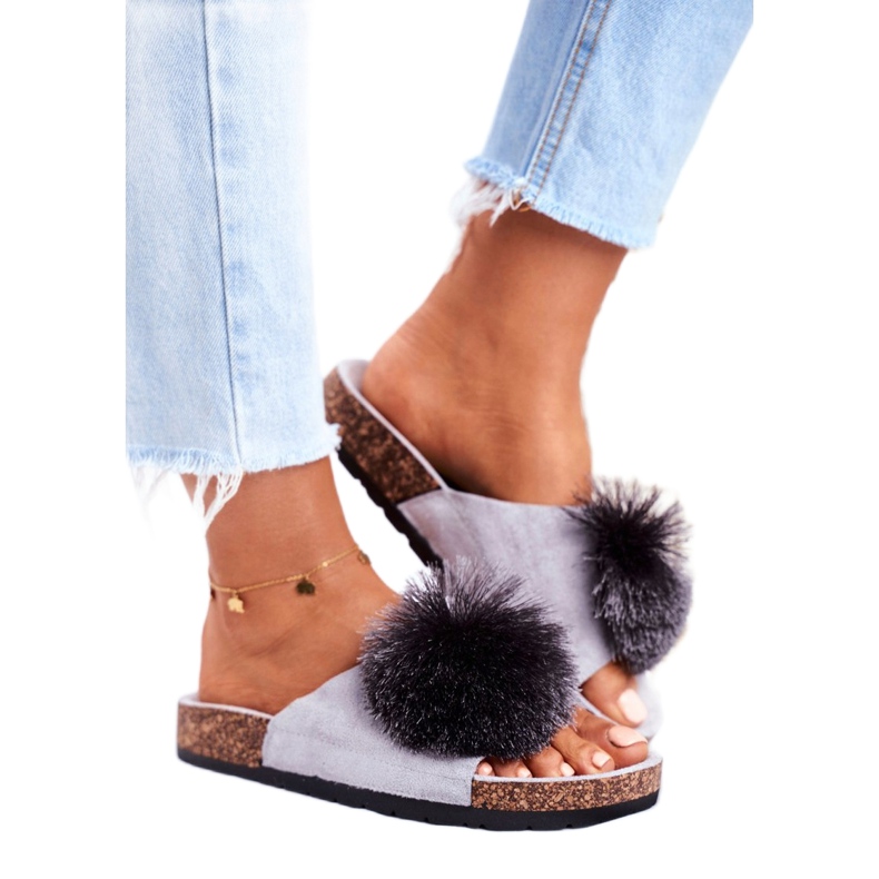 MSMG Chinelos femininos cinza com rolhas com pompom galaxo 2 MSMG Chinelos femininos cinza com rolhas com pompom galaxo 2