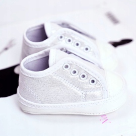 Apawwa Tênis infantil velcro com brocado batismo prata milley branco 2