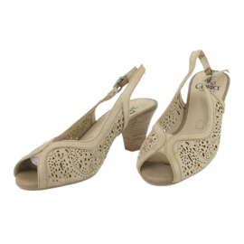 Sandálias de Couro Caprice Openwork 29606 bege 2