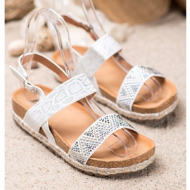 SHELOVET Sandálias brancas elegantes branco 1