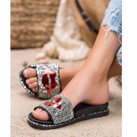 SHELOVET Chinelos prateados com aplicação cinza 1 SHELOVET Chinelos prateados com aplicação cinza 1