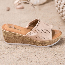 Renda Chinelos Openwork Wedge bege 2