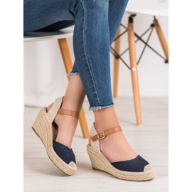 Renda Alpercatas com fivela azul 2