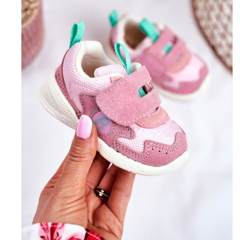Apawwa Calçados infantis esportivos com velcro camurça rosa malbred 1