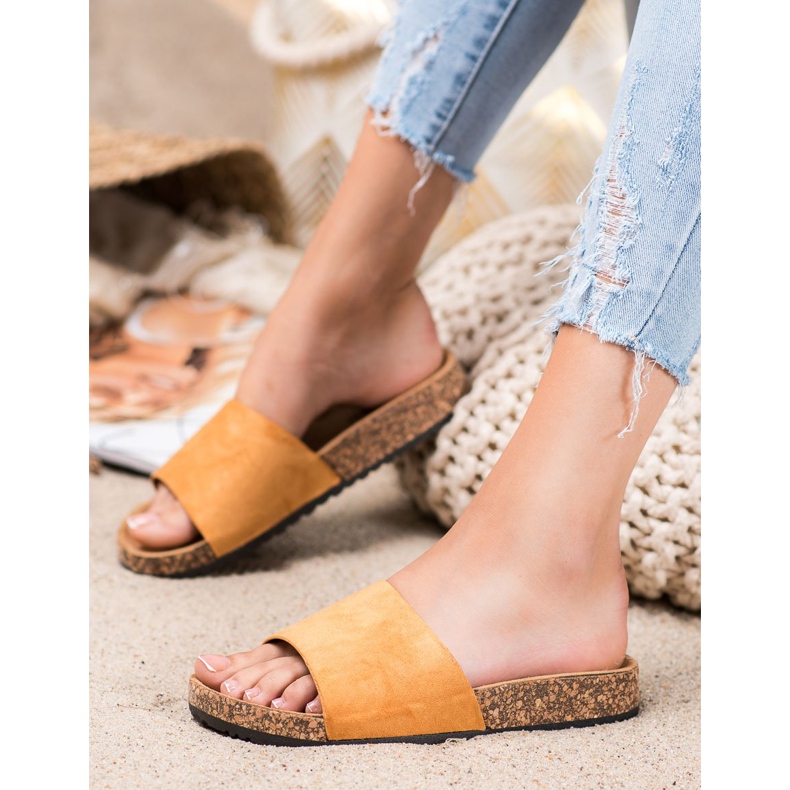 Nio Nio Chinelos clássicos na plataforma marrom 2