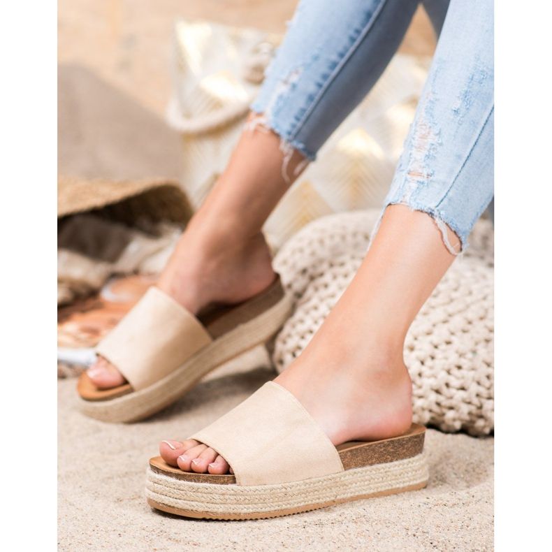 Renda Chinelos de camurça na plataforma marrom 1