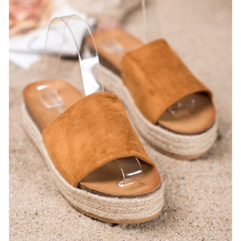 Renda Chinelos de camurça na plataforma castanho 2