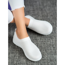 SHELOVET Slipons com aberturas confortáveis branco 1 SHELOVET Slipons com aberturas confortáveis branco 1