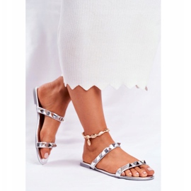 Chinelos Merrados prateados femininos com tachas cinza 2 Chinelos Merrados prateados femininos com tachas cinza 2