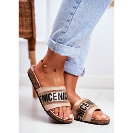 EVento Chinelos BeNice Beige Feminino em Cortiça Com Strass bege 1 EVento Chinelos BeNice Beige Feminino em Cortiça Com Strass bege 1