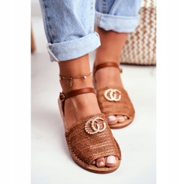 Sandálias planas marrom feminino Lu Boo trançado Felicia 2