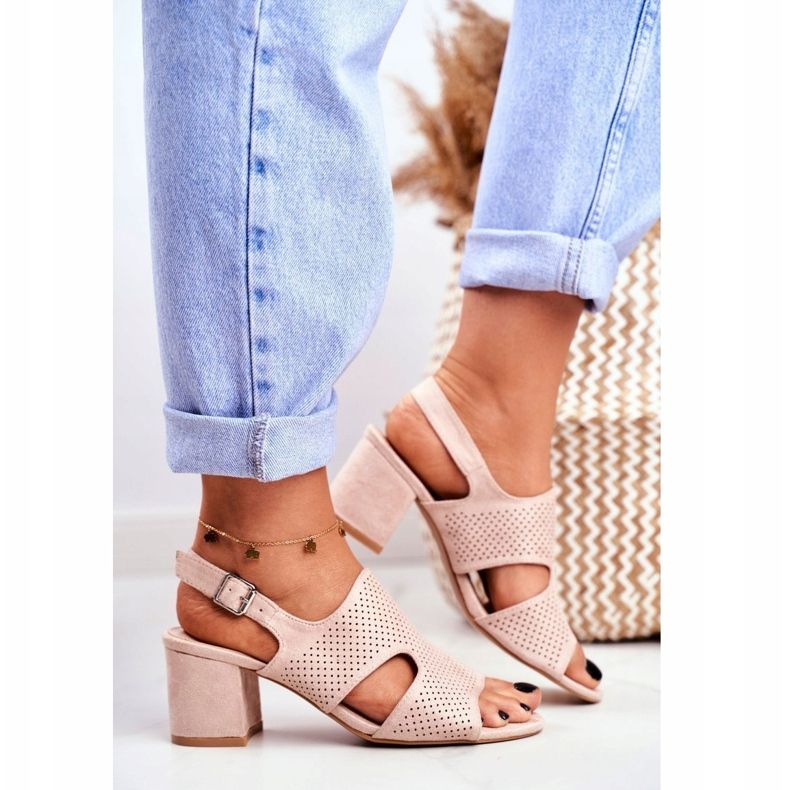 BUGO Sandálias femininas com salto a céu aberto Bege Valery 1