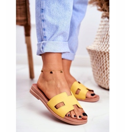 BUGO Chinelos femininos amarelo geométrico clássico Theodora 1