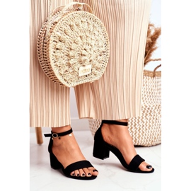 BUGO Sandálias Pretas de Camurça Feminina Oh Baby! preto 1