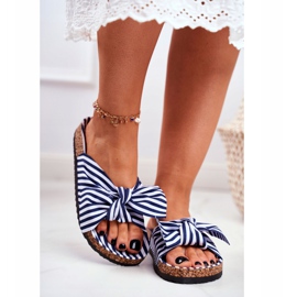 BUGO Chinelos femininos com arcos pin-up azul marinho Verrone branco 2