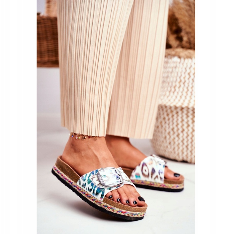 Chinelos femininos Big Star Metallic Pattern DD274127 branco 1