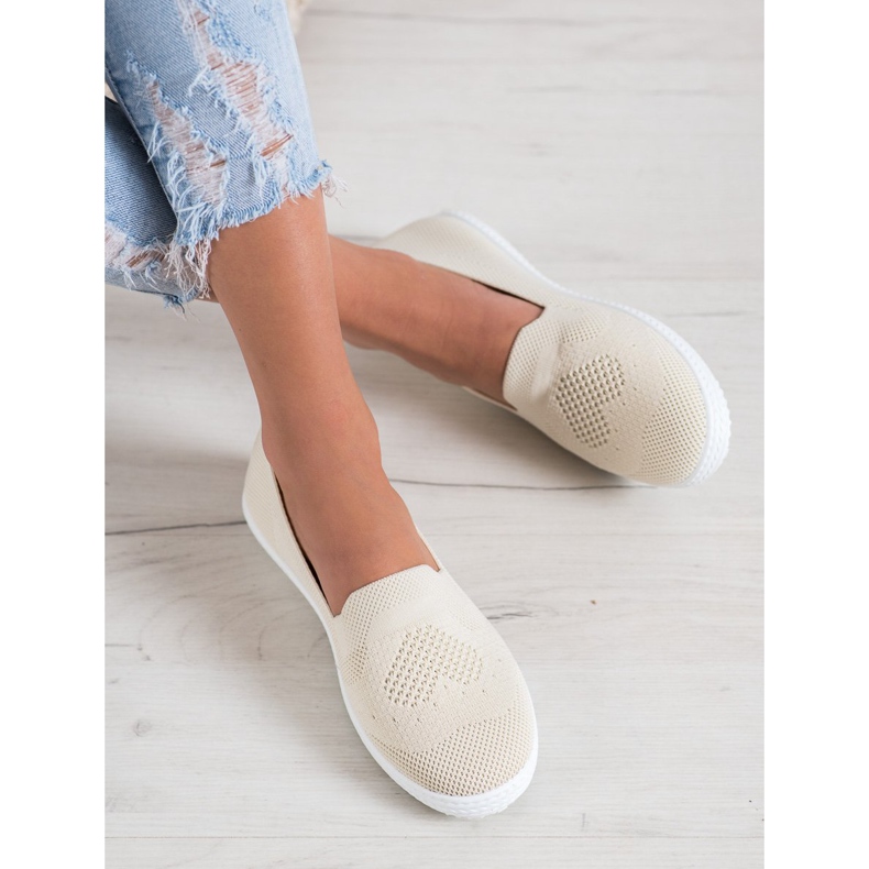 Via Giulia  Tênis bege com bordados 1