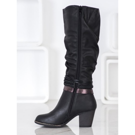 J. Star Botas Com Listras Decorativas preto 1 J. Star Botas Com Listras Decorativas preto 1