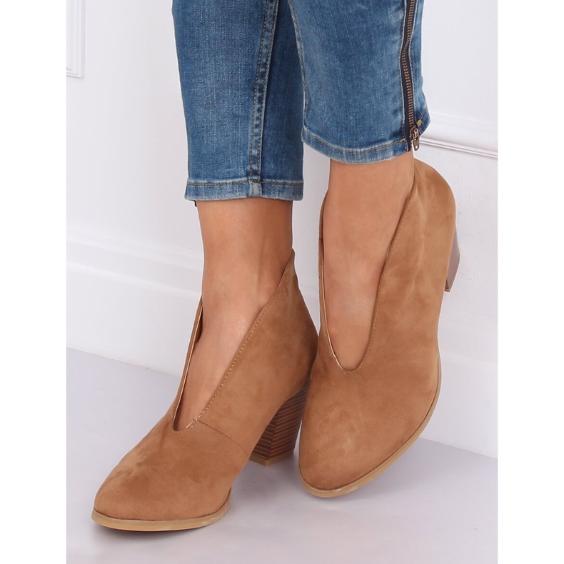 Botas provisórias com fenda camelo NS128P Camel castanho 2