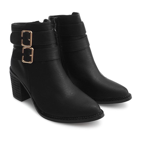 Botas em um poste F026 preto 1