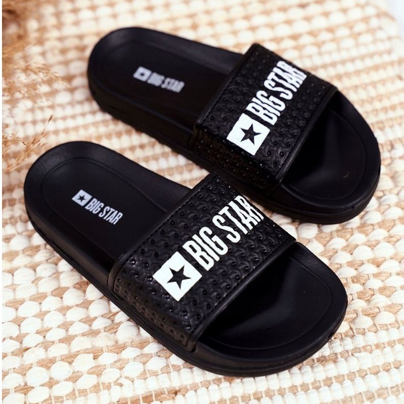 Chinelos infantis pretos Big Star acolchoados GG374800 1
