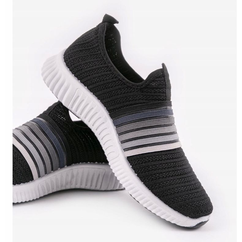 Calçado desportivo de encaixe preto TL502 2