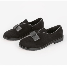 Sapatos deslizantes pretos com um laço 239-1 2 Sapatos deslizantes pretos com um laço 239-1 2