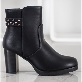 J. Star Botas Pretas Com Cinto Decorativo preto 2