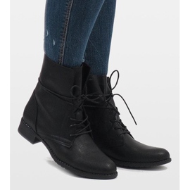 Botas pretas com cordões 16006-58 preto 2 Botas pretas com cordões 16006-58 preto 2