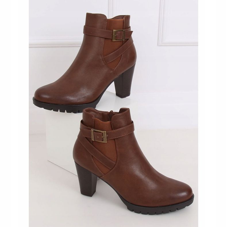 Botas marrons F-33 Camel com salto alto marrom 1