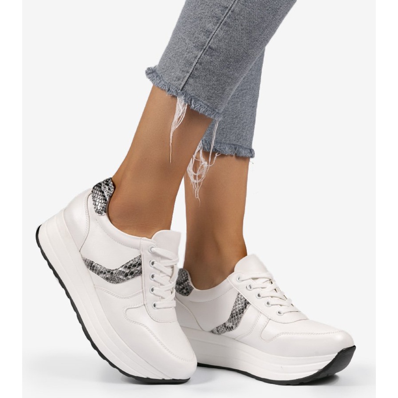 Sapatos esportivos brancos, tênis BK-20 2