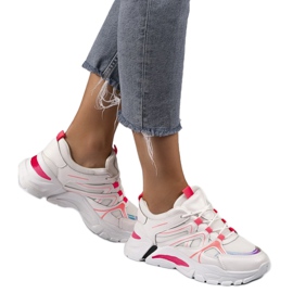 Tênis esportivos branco 1070 com inserções rosa 1