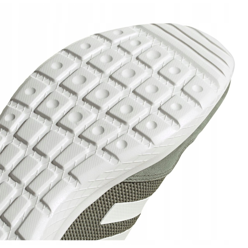 Tênis de corrida adidas Archivo M EG8591 verde 2