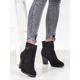 Goodin Botas Pretas Com Cinto Decorativo preto 1