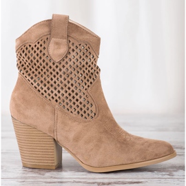 Erynn Botas de cowboy bege com bordados 1 Erynn Botas de cowboy bege com bordados 1
