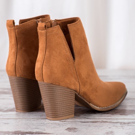 Erynn Botas de camurça com corte castanho 1
