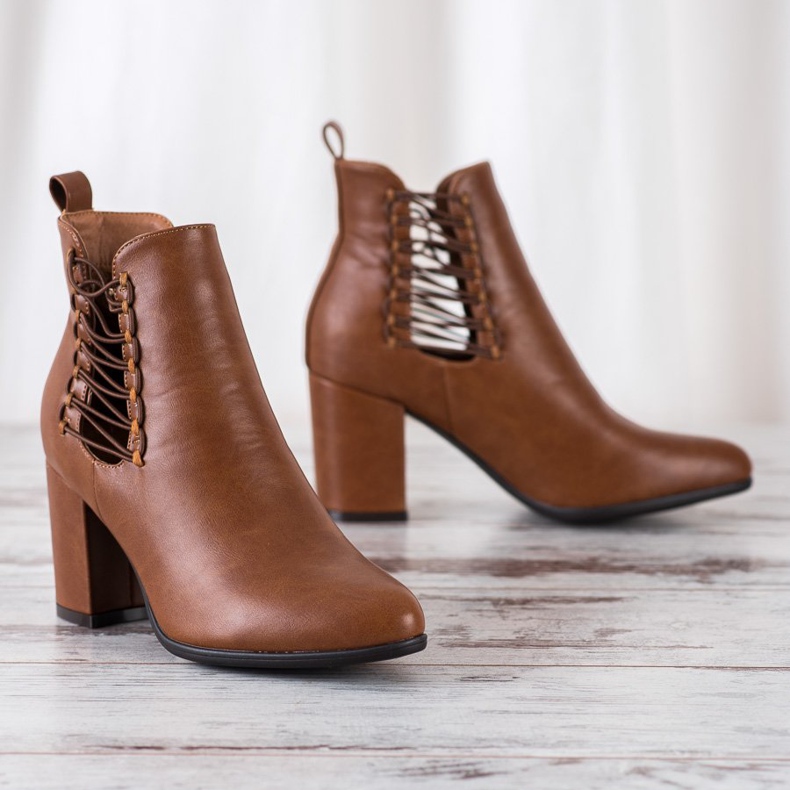 Botas VINCEZA Cut Out castanho 1