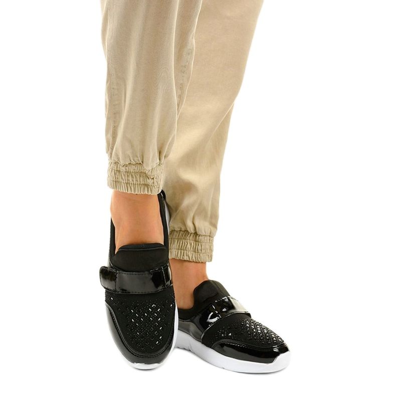 Tênis esportivos deslizantes preto e branco B120-1 2