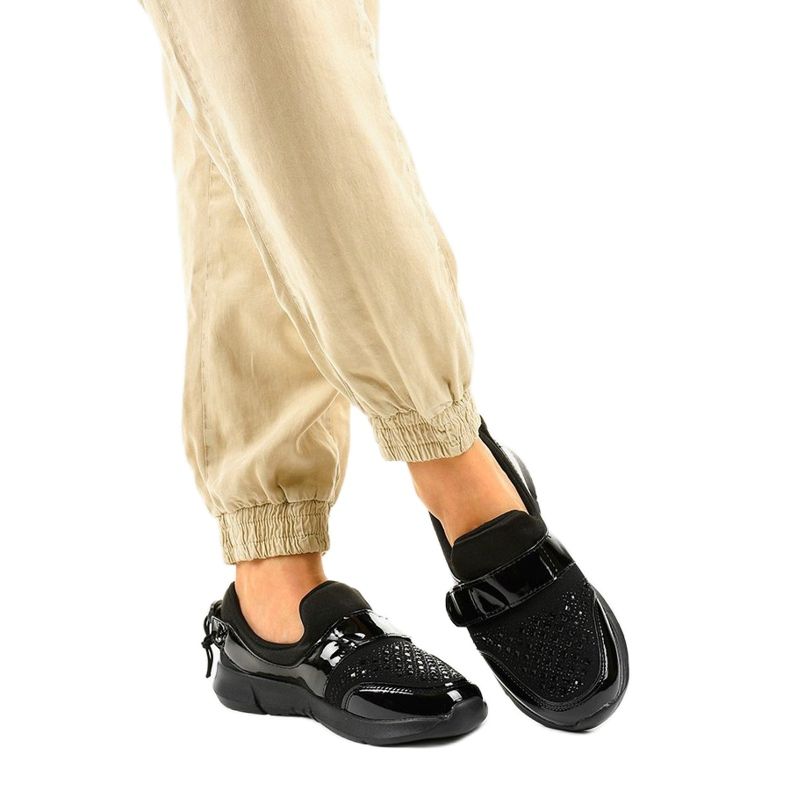 Calçado desportivo de encaixe preto B120 2