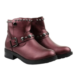 Botas femininas cor de vinho com letras da Eira vermelho 2
