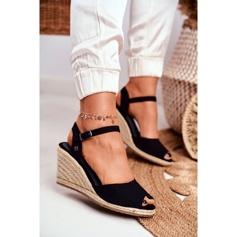 Sandálias femininas em cunha trançada Big Star Black DD274A209 preto 3