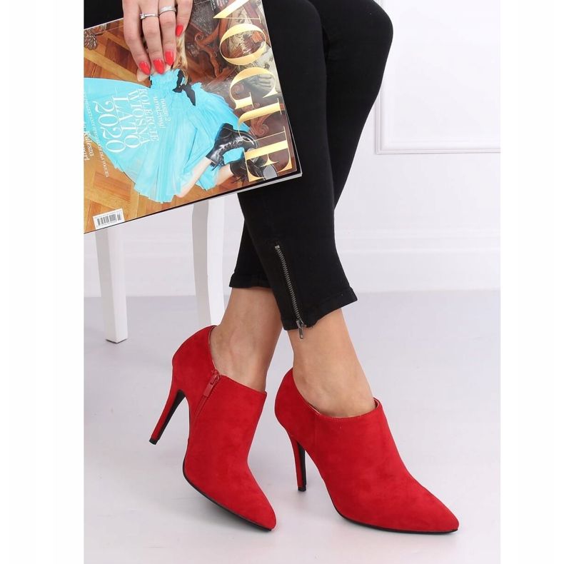 Sapatos de camurça vermelha com salto agulha TX-1850 Vermelho 1