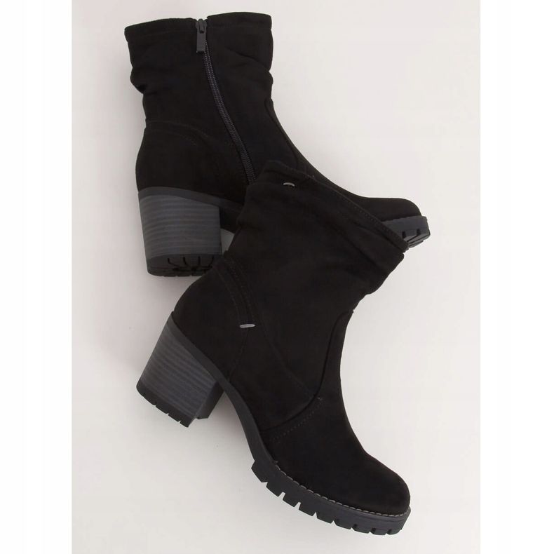 Botas pretas com salto largo QQ-02 Black preto 1 Botas pretas com salto largo QQ-02 Black preto 1