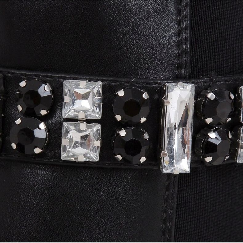 Botas decoradas com pedras pretas CH19176 Preto 1