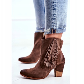 Exquisite Botas femininas cappuccino de couro Quintana de salto alto castanho 1