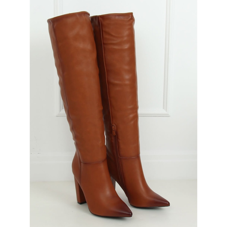 Botas acima do joelho no camelo RB42P Camel post marrom 2