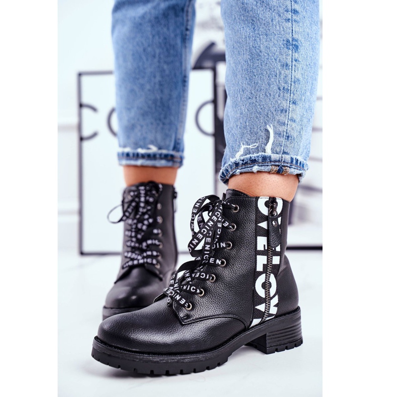 Vinceza Botas femininas pretas verso branco preto 2