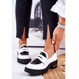 PV3 Mocassins Brogues Femininos Couro Branco Visconi 3136042 preto 1