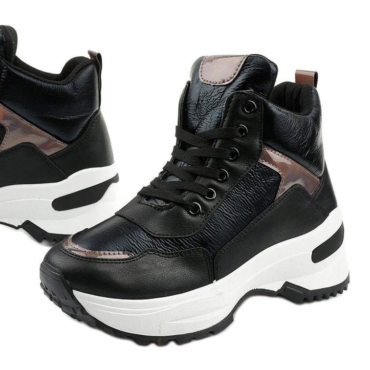 Tênis Daera preto, moderno e de couro ecológico 1