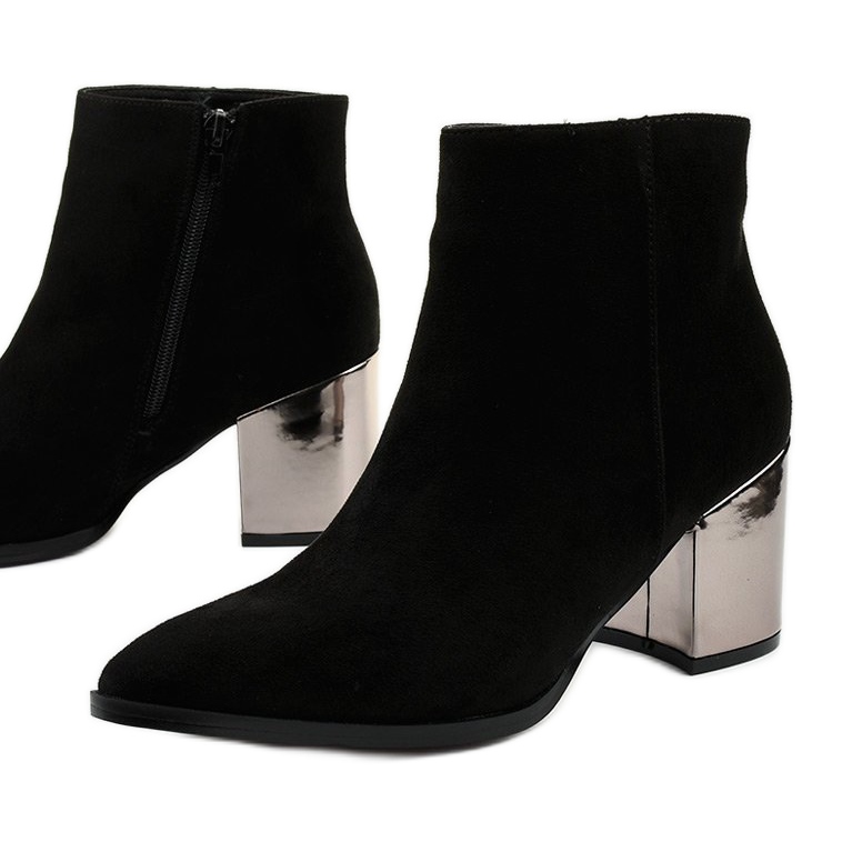 BM Botins pretos feitos de camurça ecológica Astihusa 1